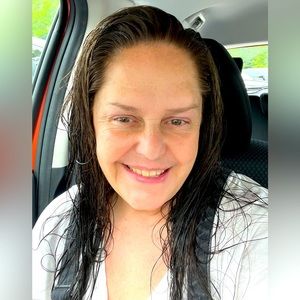 Meet your Posher, Michele